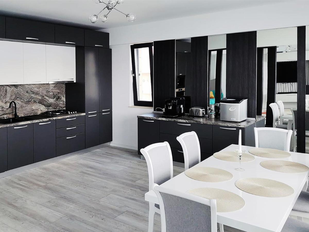 Ada Luxury Apartments 57 Mamaia Eksteriør billede